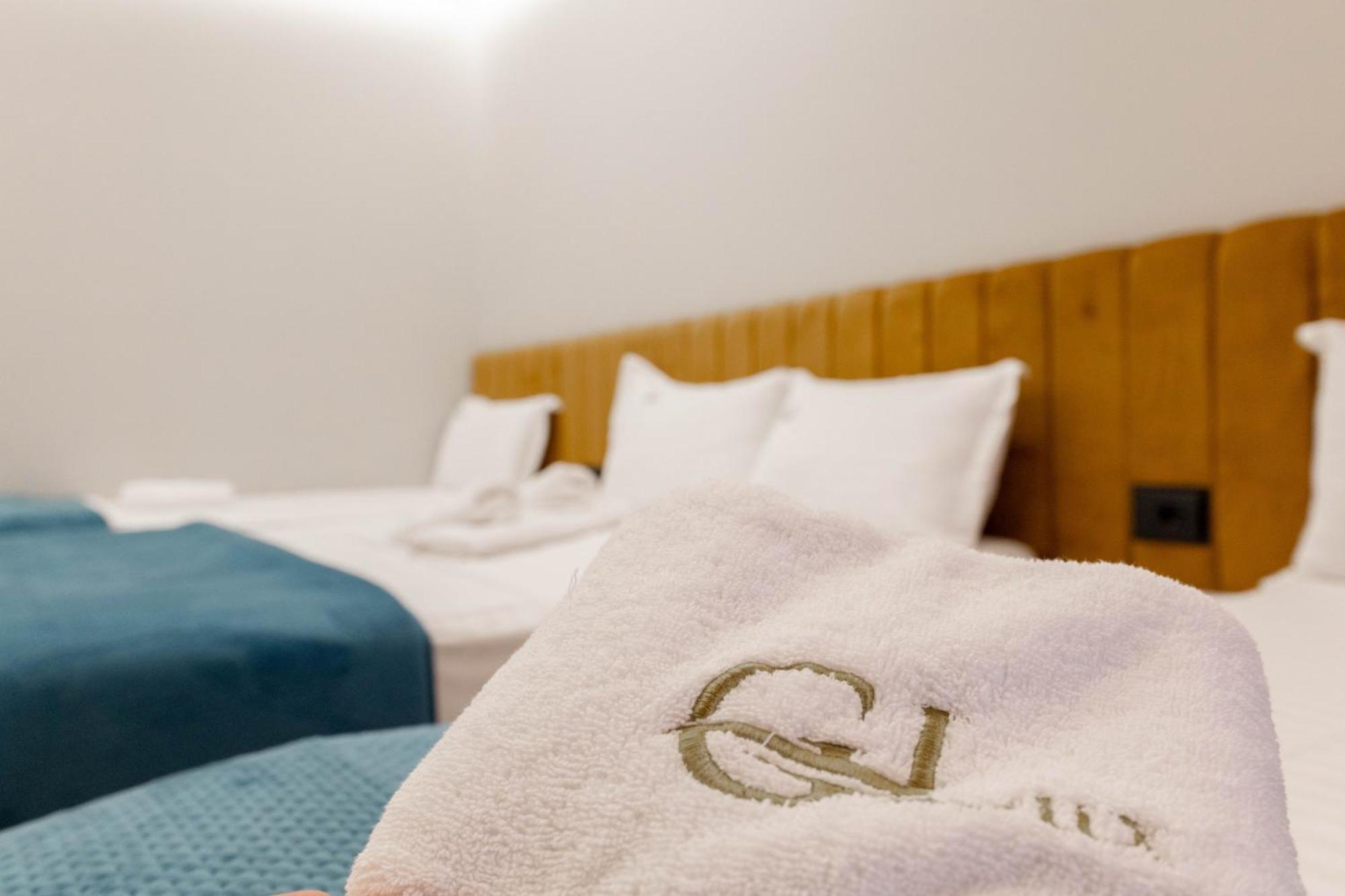 Golemi Lux Hotel Esterno foto